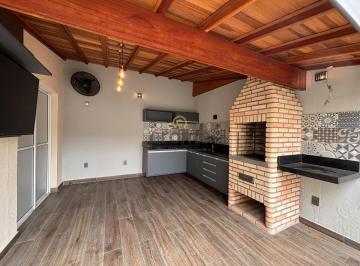 Foto 01 · Casa em Condomínio à Venda em Jundiaí-SP, Jardim Colônia: 3 Quartos, 1 Suíte, 2 Salas, 3 Banheiros,