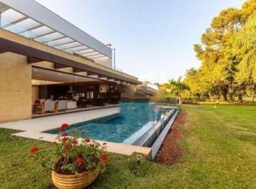 u50hbha2odqwzmyxnme3ywi3_md · Residência de Alto Padrão com Vista para o Campo de Golfe – Condomínio Lago Azul