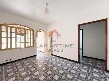 Casa de 3 quartos, Vicente Pires · CASA TÉRREA COM AMPLO QUINTAL - LOCALIZAÇÃO PRIVILEGIADA – PRÓXIMO AO TAGUAPARK!