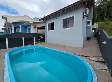 Casa · 200m² · 3 Quartos · 1 Vaga · Casa em Forquilhas - São José