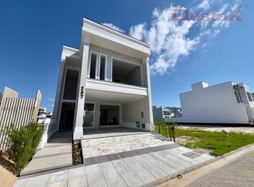 Casa · 167m² · 3 Quartos · 2 Vagas · Casa no Bairro Deltaville - Biguaçu, SC