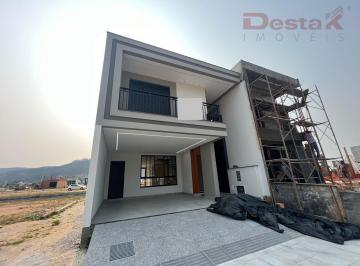 Casa · 225m² · 3 Quartos · 2 Vagas · Casa em Bairro Deltaville - Biguaçu, SC