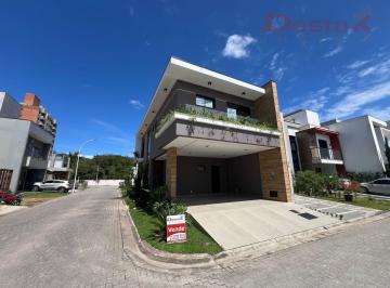 Casa · 180m² · 3 Quartos · 2 Vagas · Casa no Bairro Deltaville - Biguaçu