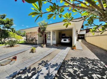 Casa · 139m² · 4 Quartos · 2 Vagas · Casa no bairro Rio Caveiras - Biguaçu