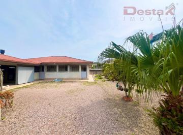 Casa · 185m² · 3 Quartos · 2 Vagas · Casa no Bairro Mar das Pedras  -  Biguaçu