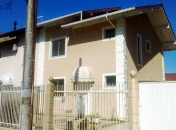 Casa · 112m² · 3 Quartos · 2 Vagas · Casa Sobrado no Centro - Biguaçu