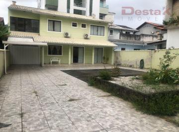 Casa · 200m² · 2 Quartos · 1 Vaga · Casa no Bairro Ipiranga  -  São José