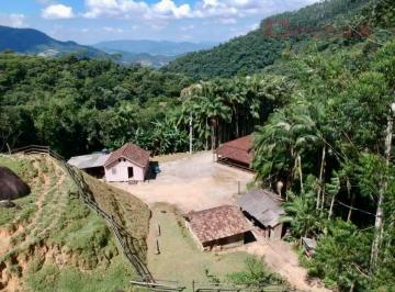 Rural · 200000m² · 6 Quartos · 3 Vagas · Sítio em Vila Doze  -  Antônio Carlos