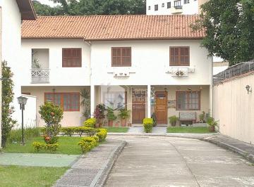 sobradoavendaconjuntoresidencialsantaterezinhasaopaulosp_1649866518848.jpg · Sobrado à venda, 118m² com 2 suítes, 2 vagas em condomínio fechado com vaga para visitantes em rua s