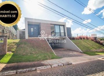 Casa · 400m² · 3 Quartos · 2 Vagas · Condomínio Morada de Deus - AMOBB - 3 quartos, sendo 1 suíte, Jardim Botânico
