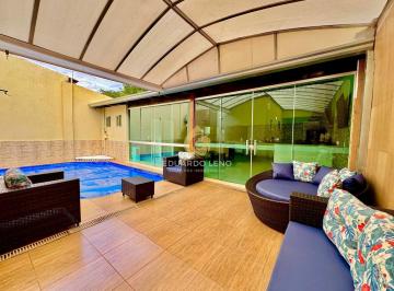 Casa de 5 quartos, Vicente Pires · SHVP trecho 3 rua 1 430 m² 5 quartos suíte piscina lazer escritório 4 vagas