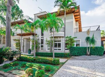 Casa · 524m² · 4 Quartos · 9 Vagas · Casa em Condomínio com 4 Suítes, Piscina Privativa e Espaço Gourmet