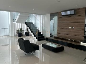 Sala · Casa à venda e para alugar no Condomínio Villa Suiça em Sorocaba SP - 3 quartos por R$ 1.800.000