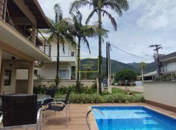 Casa · 380m² · 7 Quartos · 4 Vagas · Sobrado no Condomínio Salga, em Ubatuba - Locação por TEMPORADA