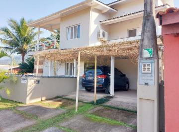 Casa · 290m² · 4 Quartos · 4 Vagas · Sobrado à Venda no Condomínio Mar Verde