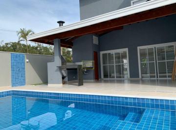 Casa · 210m² · 5 Quartos · 3 Vagas · Sobrado em condomínio fechado para venda em Ubatuba
