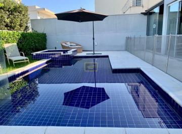 Casa · 310m² · 4 Quartos · 2 Vagas · Casa no Condomínio Costa Nova à venda