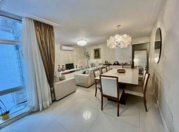 Apartamento · 167m² · 3 Quartos · 1 Vaga · Apartamento Semi Mobiliado de 167m2, com 3 quartos, 2 banheiros, 1 vaga, próximo à praia no Gonzaga
