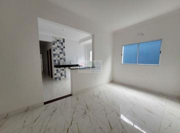 Casa · 50m² · 2 Quartos · 1 Vaga · Casa de condomínio com 2 quartos, 1 banheiro, 1 vaga coletiva, quintal e churrasqueira, 50m²