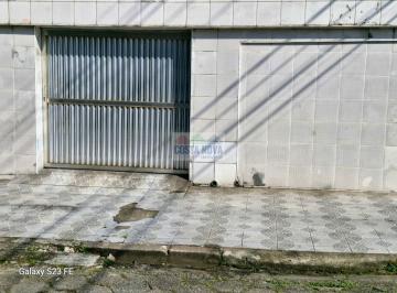 Casa · 157m² · 2 Quartos · 3 Vagas · Casa com 157m², são 2 quartos, 2 banheiros, garagem para 3 carros. Bairro Esplanada dos Barreiros