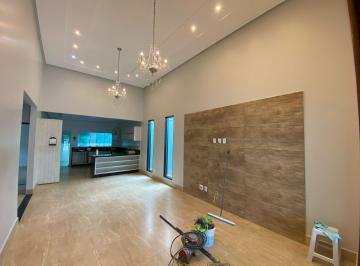 Casa de 3 quartos, Vicente Pires · Rua 4 Chácara 298 - Casa de 150 m2 com 3 quartos, sendo 2 suítes
