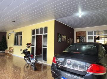 Casa de 4 quartos, Manaus · CASA A VENDA COM 4 DORMITÓRIOS E 3 SUÍTES NO CONJUNTO DOM PEDRO ÓTIMA LOCALIZAÇÃO.