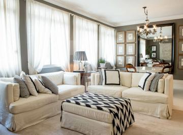 Apartamento · 138m² · 3 Quartos · 1 Vaga · Apartamento moderno e sofisticado com acabamentos de alto padrão no Itaim Bibi