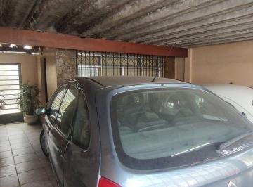Casa · 180m² · 3 Quartos · 2 Vagas · sobrado em exelente localizaçao com 3 dormitorios sala com 3 mbientes 3 wc corredor lateral edcula n
