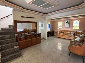 Casa · 241m² · 3 Quartos · 3 Vagas · Sobrado à venda 3 quartos 1 suíte 3 vagas Centro - Diadema - SP