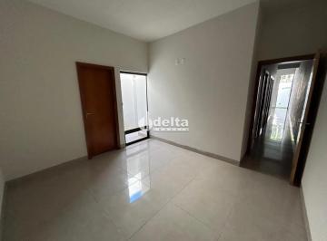 Casa · 130m² · 3 Quartos · 2 Vagas · Casa disponível para venda no bairro Aclimação em Uberlândia-MG