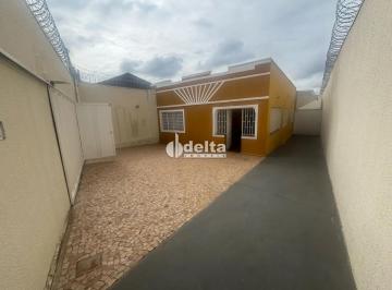 Comercial · 300m² · 2 Quartos · 3 Vagas · Casa com 2 quartos disponível para  venda no bairro Lidice em Uberlândia-MG