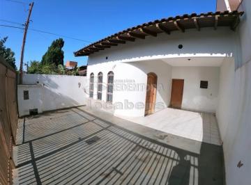 Casa · 225m² · 3 Quartos · 2 Vagas · Casa com 03 dormitórios no Jardim Nazareth