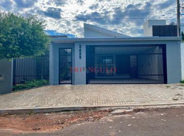 Casa · 195m² · 4 Quartos · 3 Vagas · VENDA | Casa, com 4 dormitórios em PARQUE CIDADE JARDIM, UMUARAMA