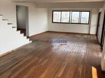 c65707272251b40718f528d8865385288c57b01b · Cobertura com 4 suítes.