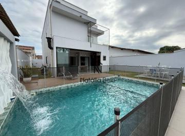 addb6f430a679052a6fa19f3840e1fd12ec61a8e · Casa alto padrão com 4 quartos em Rio das Ostras