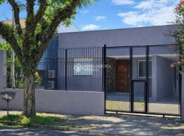 Casa · 101m² · 2 Quartos · 3 Vagas · Oportunidade no Jardim Itú! Casa ampla com 2 suítes, quiosque e espaço para piscina