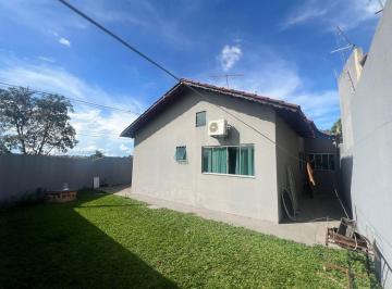 7e916139-5750-487b-9461-c5abe12655a01744922221610.jpg · Casa Térrea de Esquina com Quintal Amplo 3 Quartos 1 Suíte