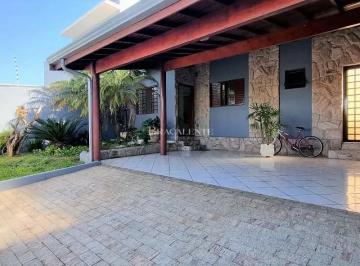 Casa de 3 quartos, Valinhos · Casa em Loteamento Residencial Fonte Nova, Valinhos/SP de 156m² 3 quartos à venda por R$ 850.000,00