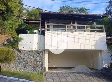 Casa · 339m² · 4 Quartos · 4 Vagas · Casa em Pendotiba, Niterói/RJ de 339m² 4 quartos à venda por R$ 900.000,00