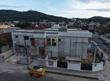 Casa · 261m² · 3 Quartos · 2 Vagas · Casa Alto Padrão Arquitetura Neoclássica com 261m² e 3 suítes