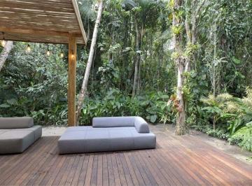 Casa de 4 quartos, São Sebastião · Casa Reformada à Venda na Praia da Baleia – 4 Suítes, Porteira Fechada e Lazer