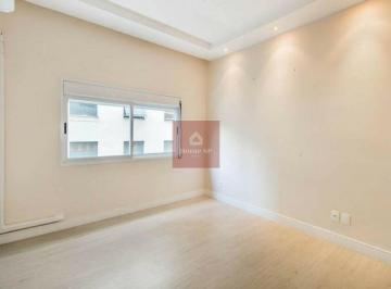 Apartamento · 130m² · 3 Quartos · 1 Vaga · Belíssimo apartamento reformado para venda e locação.
