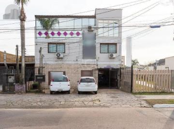 Casa · 300m² · 3 Quartos · 3 Vagas · Sobrado para Venda - 300m², 3 dormitórios, sendo 1 suites, 3 vagas - Cavalhada