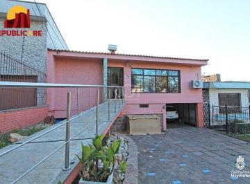 Casa · 500m² · 5 Quartos · 5 Vagas · Casa para Venda - 500m², 5 dormitórios, sendo 2 suites, 5 vagas - Menino Deus