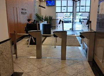 Comercial · 57m² · Conjunto/Sala para Venda - 57m² privativos no Centro Histórico