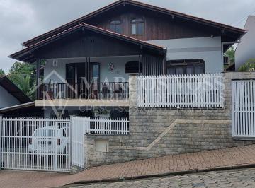 Casa · 370m² · 3 Quartos · 3 Vagas · Excelente Casa Sobrado na Fortaleza - AVERBADO!