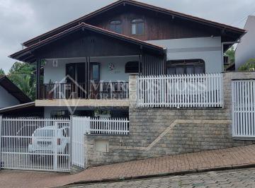 Casa · 370m² · 3 Quartos · 3 Vagas · Excelente Casa Sobrado na Fortaleza - AVERBADO!