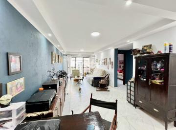 Apartamento · 126m² · 2 Quartos · 2 Vagas · Apartamento à venda no bairro Embaré