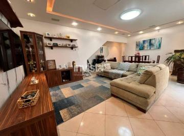 Casa · 164m² · 3 Quartos · 2 Vagas · Casa à venda no bairro Embaré