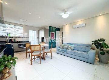 Apartamento · 71m² · 2 Quartos · 1 Vaga · Apartamento Reformado 2 dormitórios no Macuco